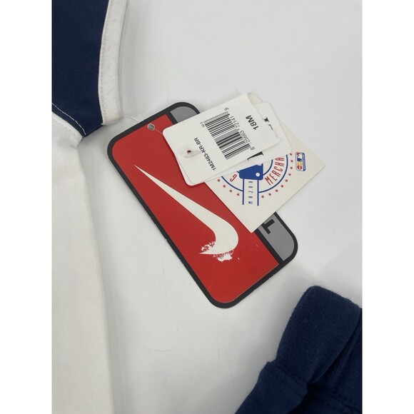 VTG Nike Boston Red Sox 2 Piece Shorts Outfit Y2K Embroidered NWT MLB Deadstock - Picture 5 of 12